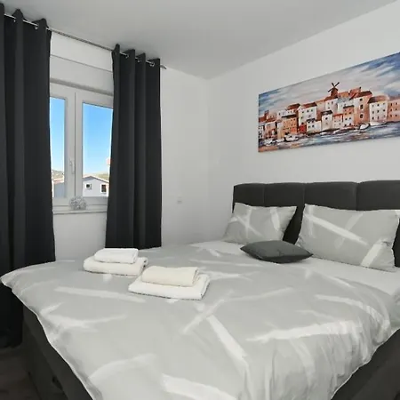 Apartman Paradise Kastela